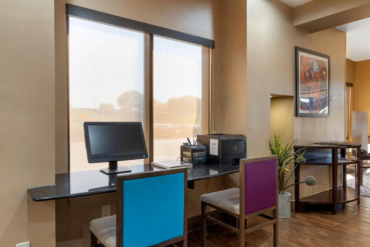 Comfort Suites Locust Grove Atlanta South Extérieur photo